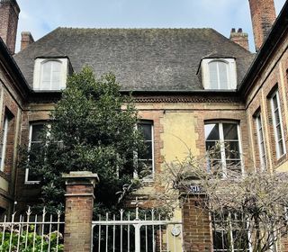  Maison � vendre 10 pi�ces 300 m�