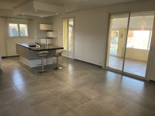  Maison � vendre 5 pi�ces 150 m�