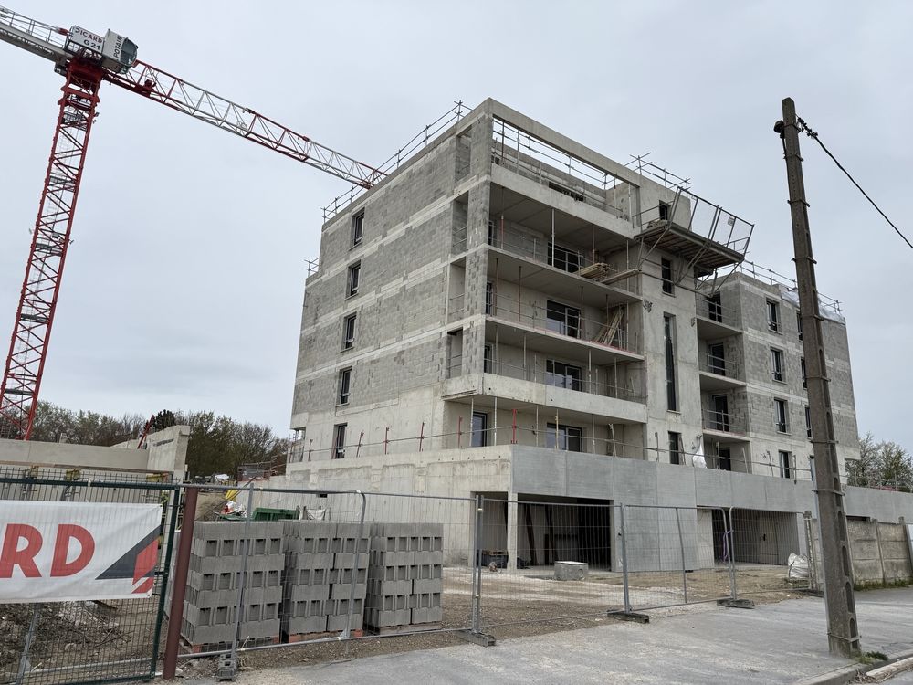 Que diriez vous de devenir propriétaire aux portes de Re....
