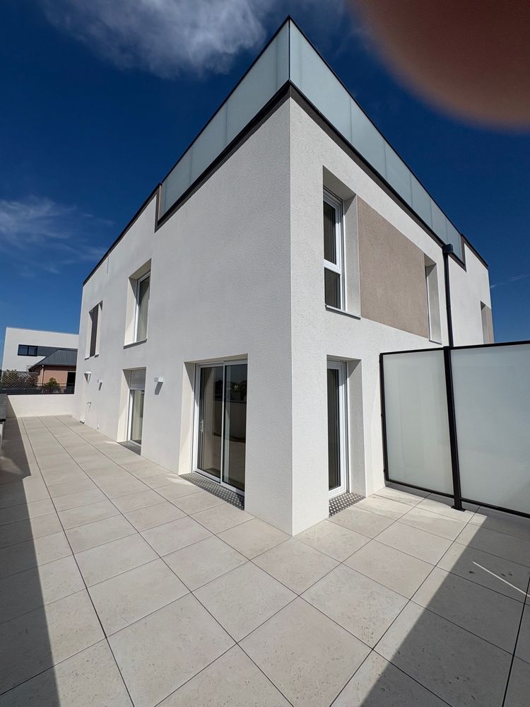 LIVRAISON IMMEDIATE ! VISITE SUR RDV ! Dans le quartier ....