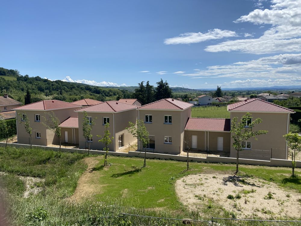 Maisons neuves   Les Ctes-d'Arey (38138)