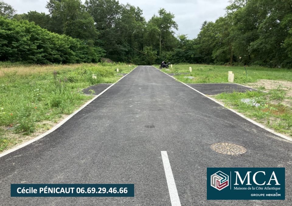 Cécile PÉNICAUT des maisons MCA, vous propose de découvr....