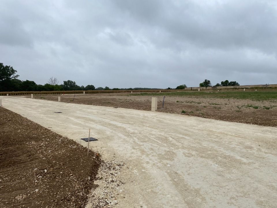 TERRAIN À CONSTRUIRE DE 611 M² À TONNAY-BOUTONNE, EMPLAC....