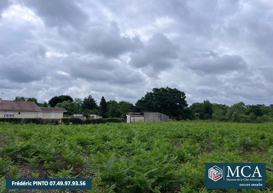 Frédéric PINTO des maisons MCA, vous propose ce beau ter....