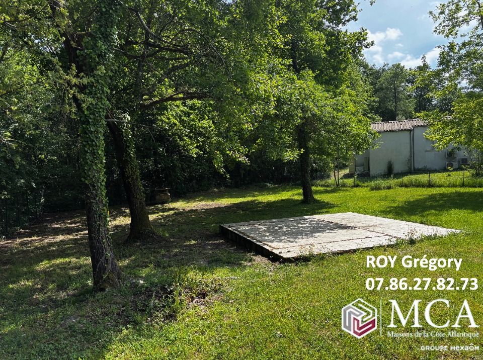 TERRAIN À CONSTRUIRE DE 830 M² À BREUILLET, PROCHE DE RO....