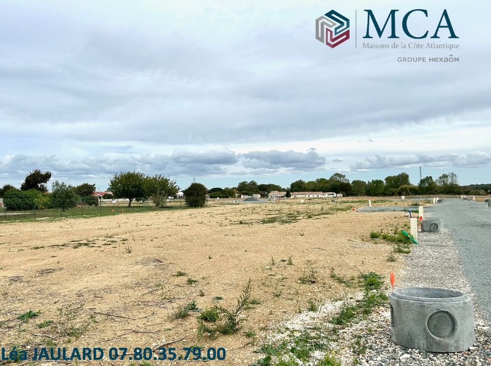 Sur la commune de VILLEDOUX, Maisons MCA à Dompierre-Sur....