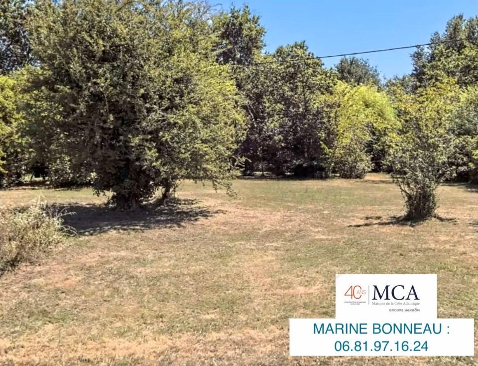 Terrain de 700 m² à vendre à Coutras IDÉALEMENT SITUÉ....