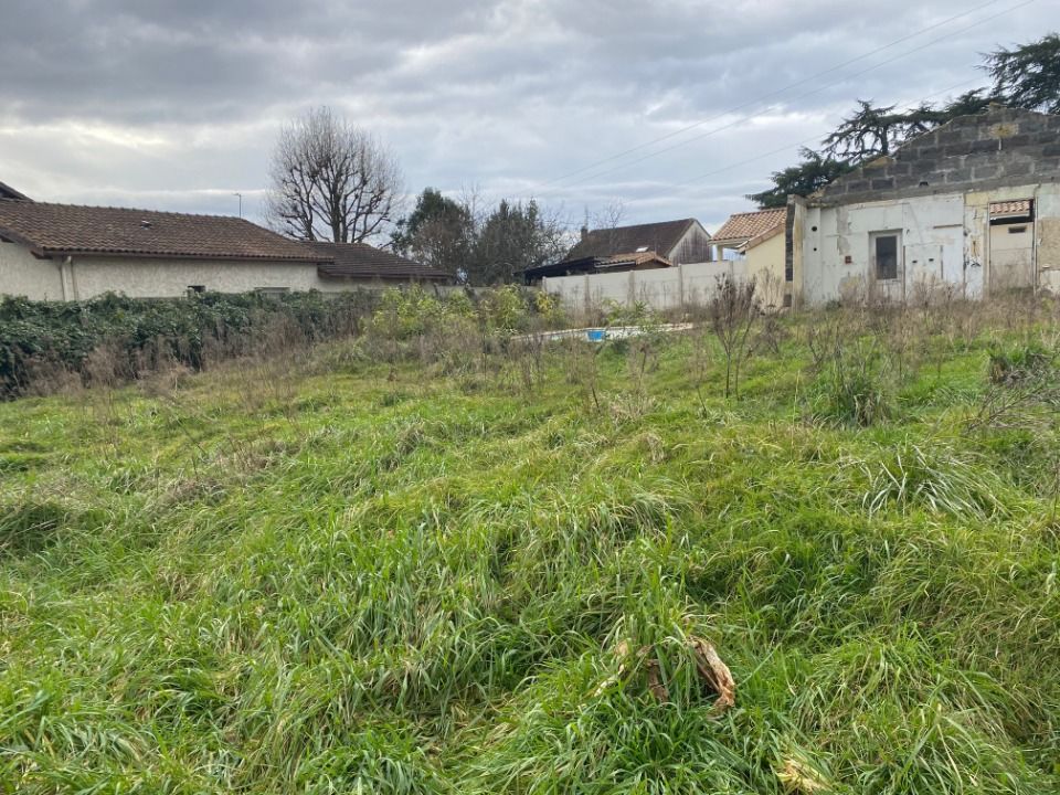 VENTE d'un terrain de 358 m² à Floirac Proche de Bord....