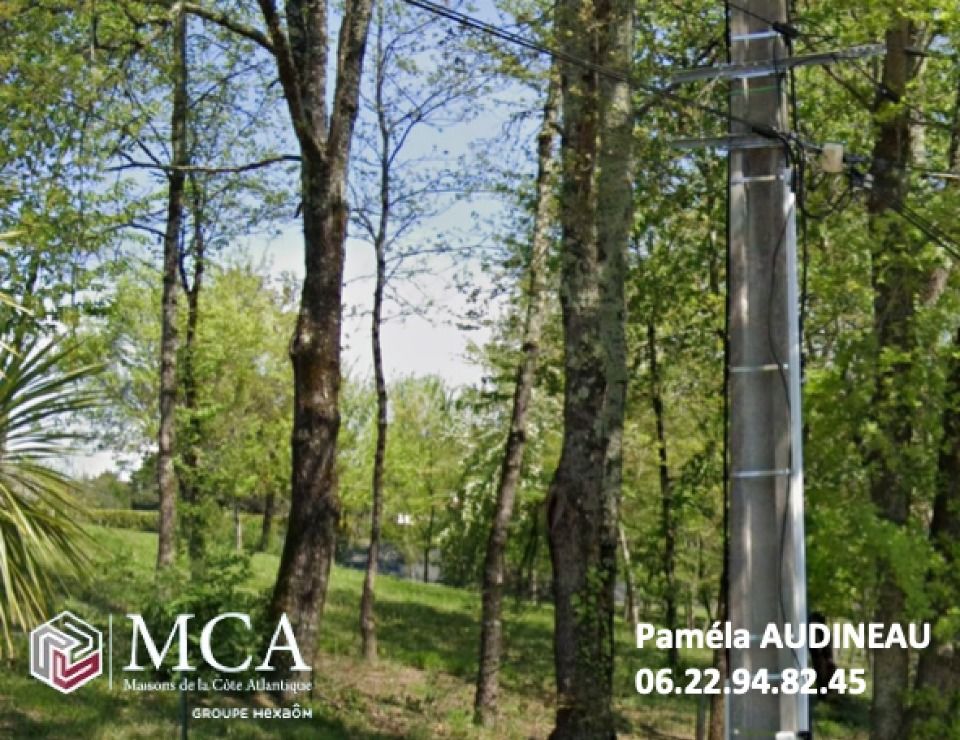 VENTE : terrain de 964 m² à Casseuil Emplacement priv....