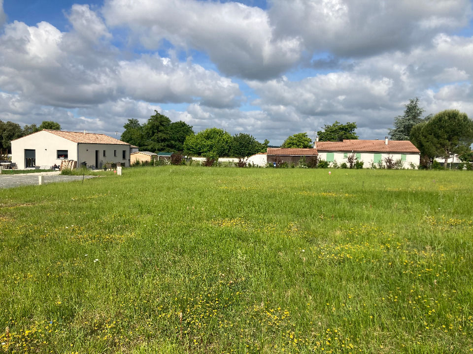 VENTE : maison de 5 pièces (99 m²) à Saint-Vaize Empl....