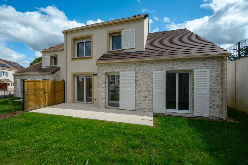 Maisons neuves   Andilly (95580)
