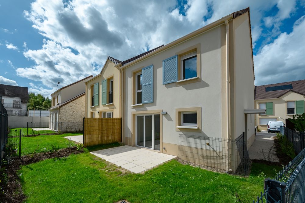Maisons neuves   Andilly (95580)