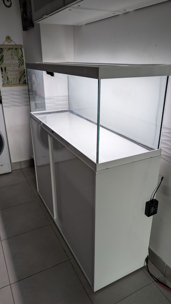 Aquarium Aquatlantis 120 cm ? Complet avec meuble et mat&eacute;rie 200 93320 Les pavillons-sous-bois