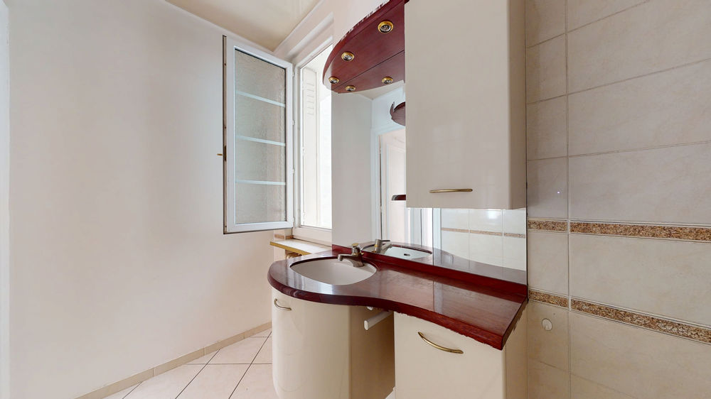 Appartement 2 chambres 97m2 boulevard des Belges lyon6