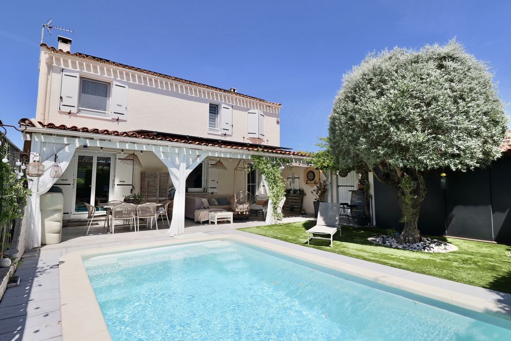 VILLA NON MITOYENNE 118 m², PISCINE, DPE A, CALME