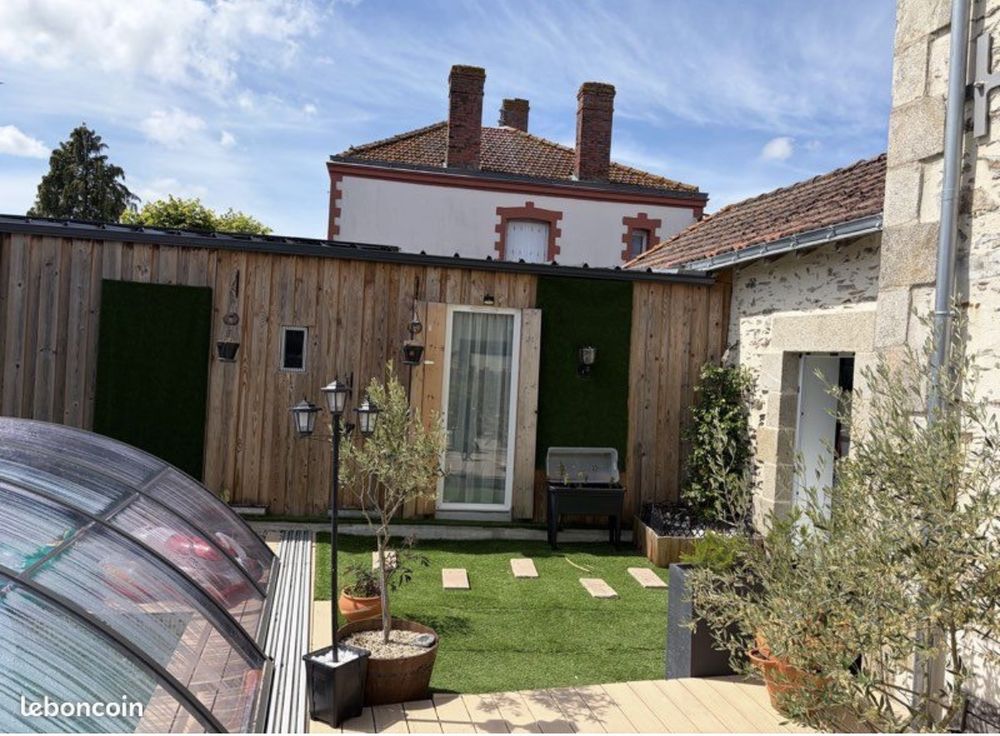 Superbe maison en pierres avec piscine
