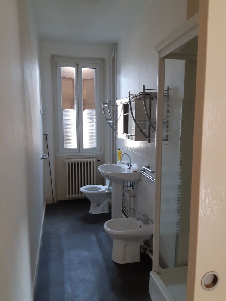 labruguiere loue maison centre ville+jardin