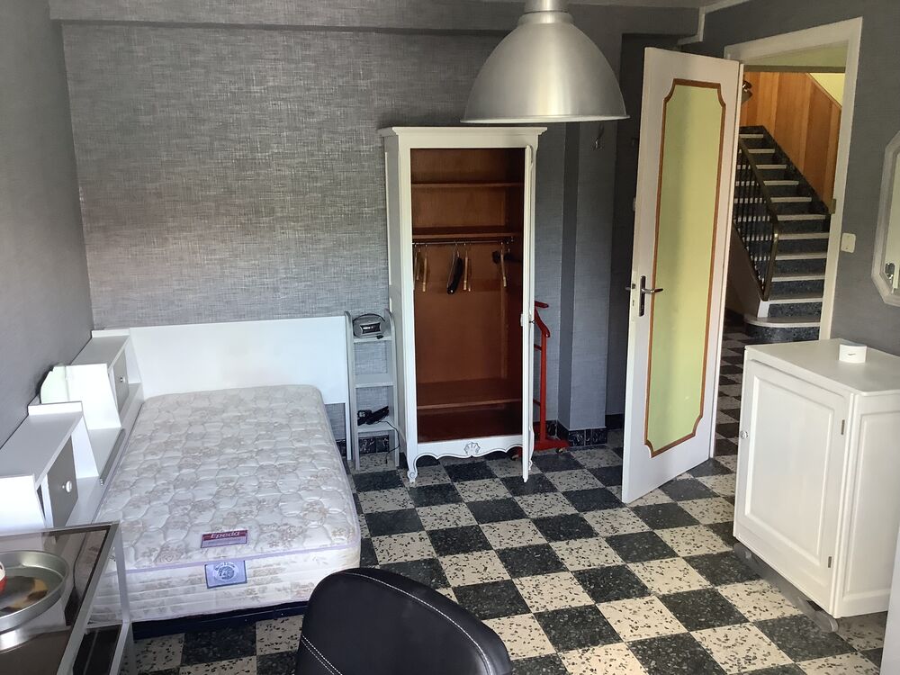 Loue chambre pour étudiant (e)