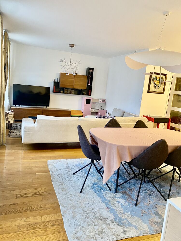 À VENDRE ? Bel appartement 3 pièces de 106 m² en hypercentre