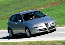 Alfa Romeo 147  2003