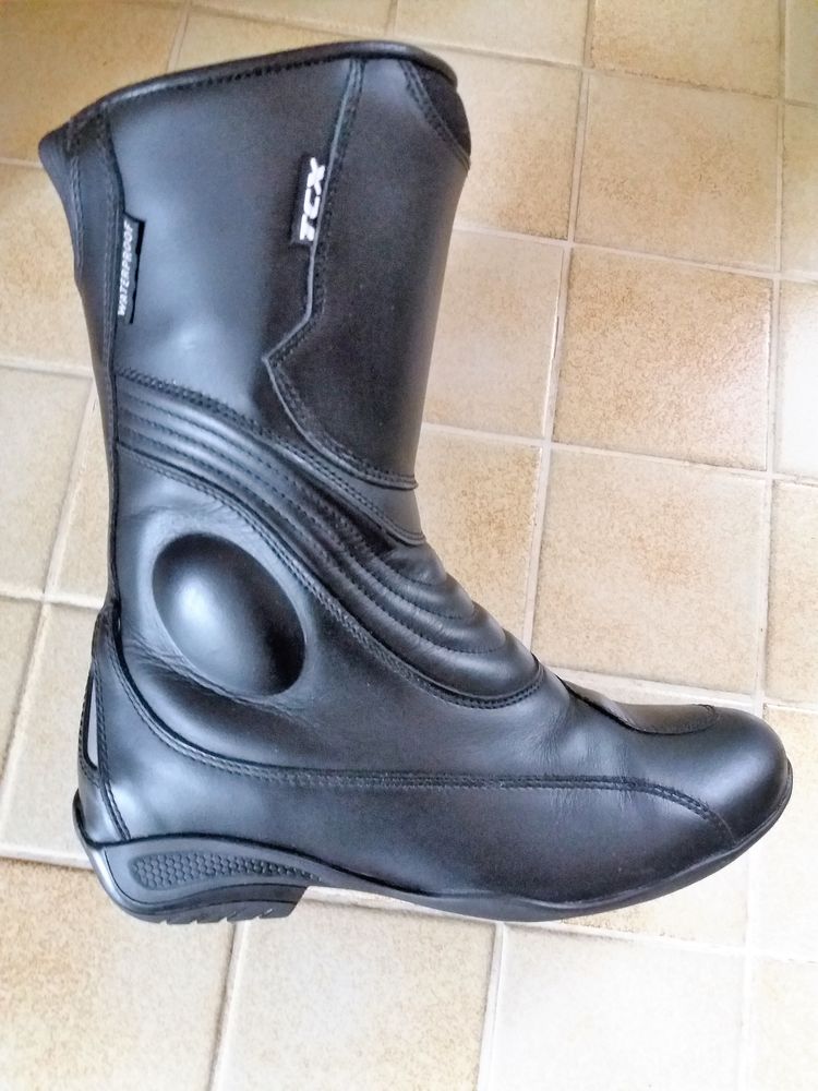 Botte moto femme TCX Chaussures