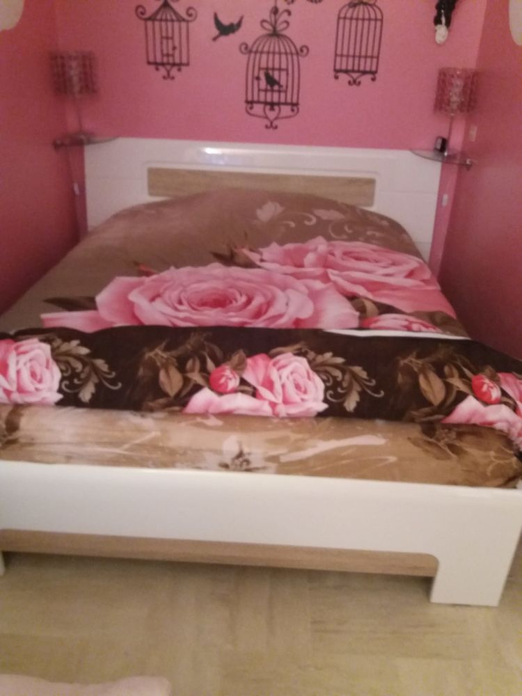  lit 140�190 550 Mandelieu-la-Napoule (06)