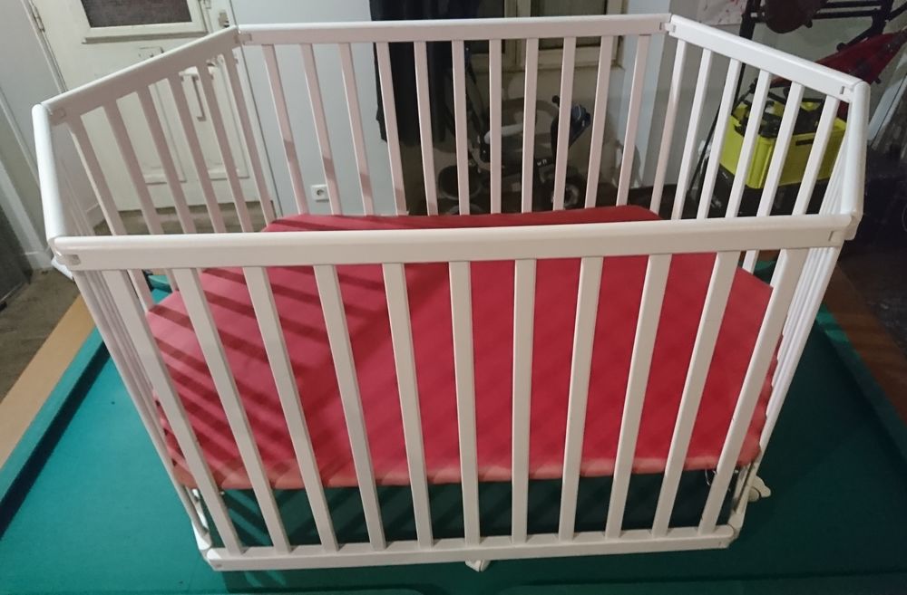 Parcs Bebe Occasion En Poitou Charentes Annonces Achat Et Vente De Parcs Bebe Paruvendu Mondebarras