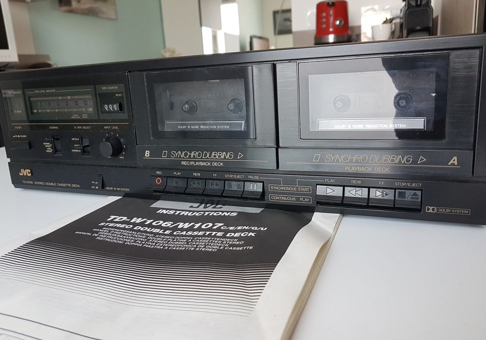 HI FI  JVC 80 M�rignac (33)