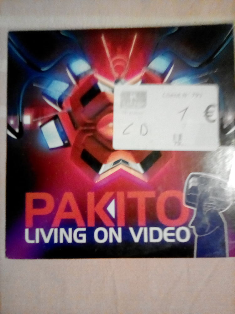 CD ? 1 La Couronne (16)