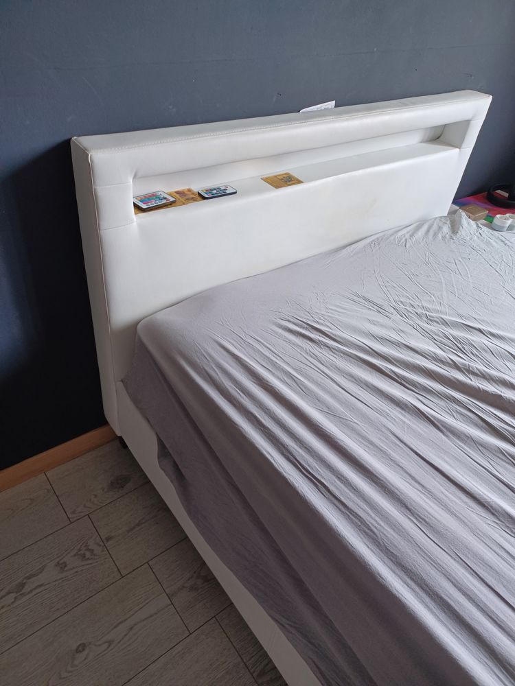 Lit ado � Led 130 Ambronay (01)