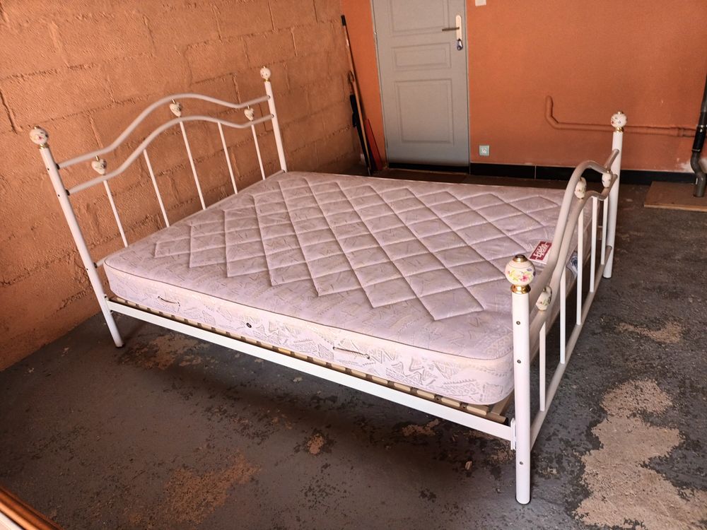 Lit en 140
220 R�gusse (83)