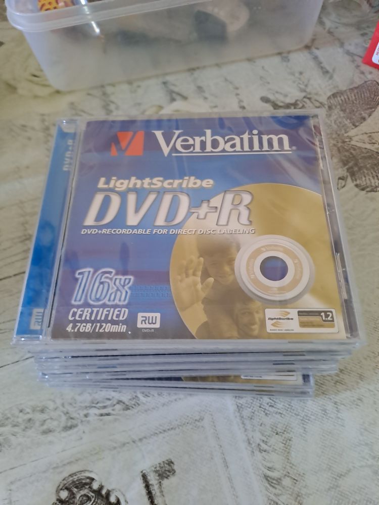 Dvd+R 8 Paris 18 (75)