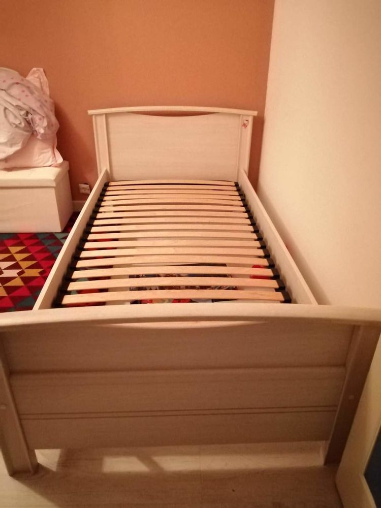 Lit en 90 50 Saint-Laurent-Nouan (41)