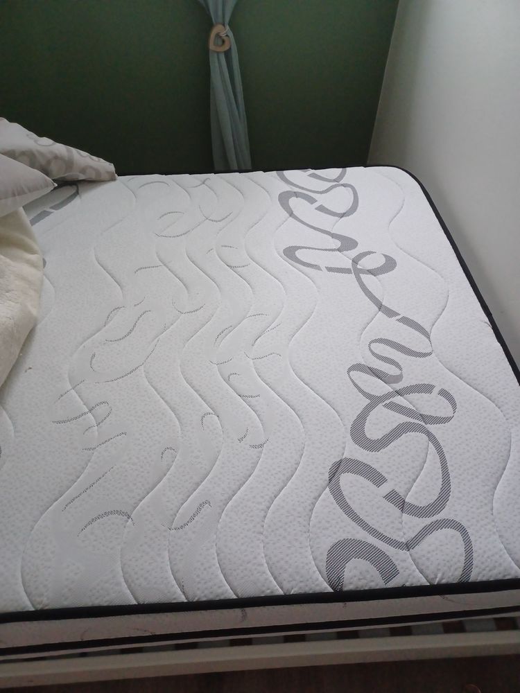 lit 60 Ozouer-le-Voulgis (77)