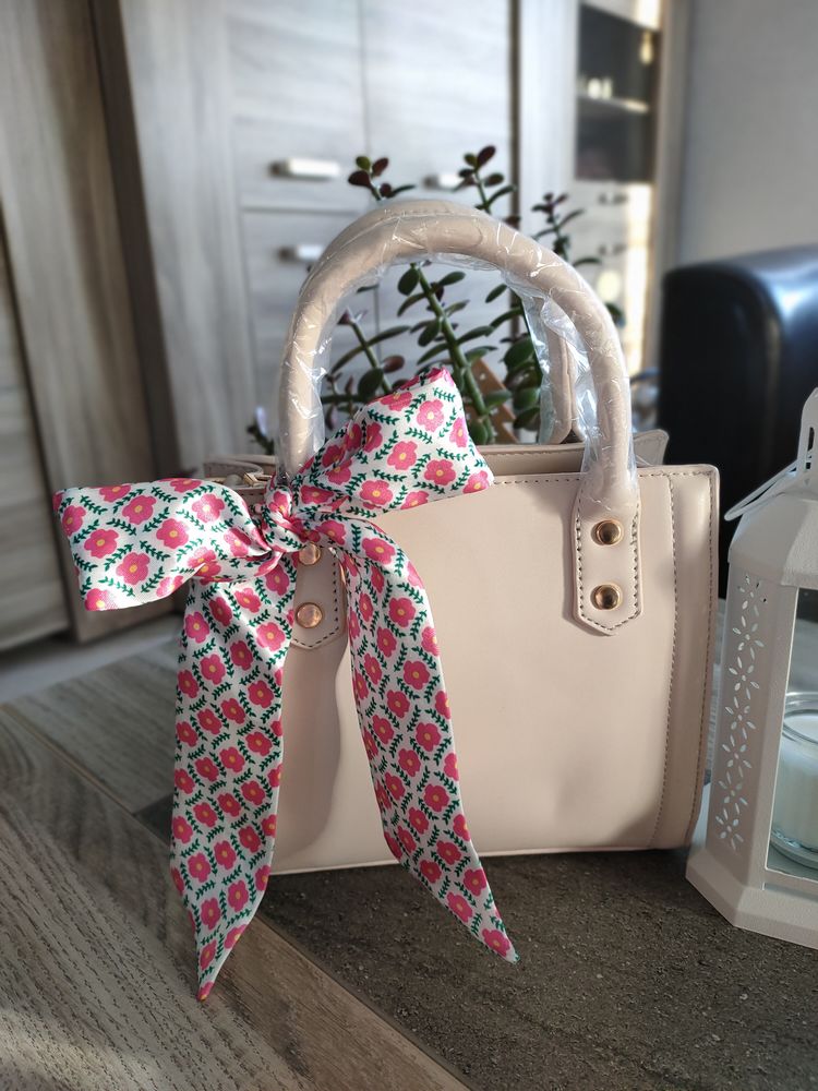 Sac Naf Naf 19 Saintes (17)