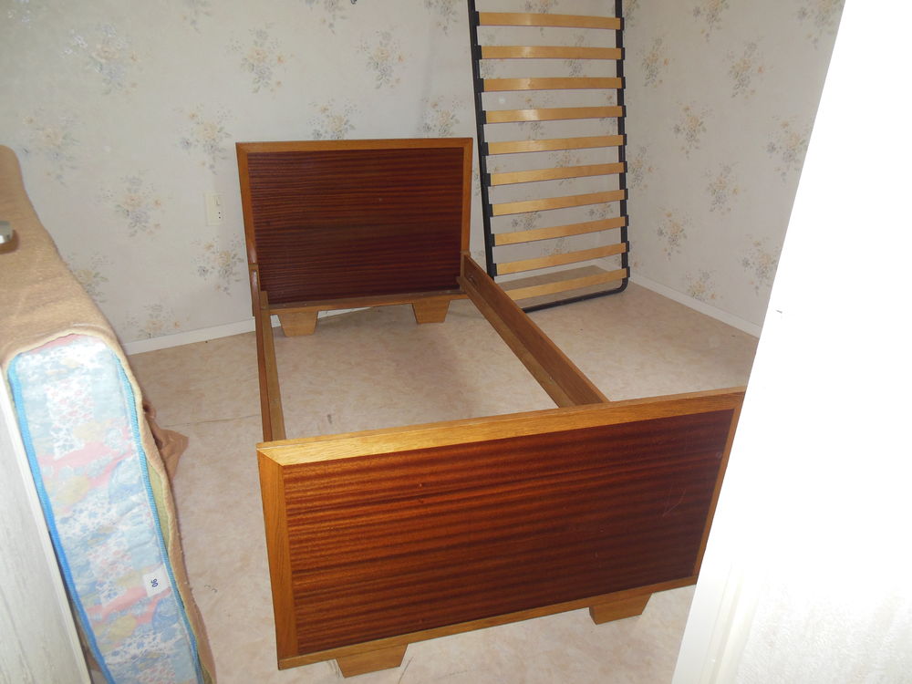 lit de 90 cm 20 Notre-Dame-de-Boisset (42)