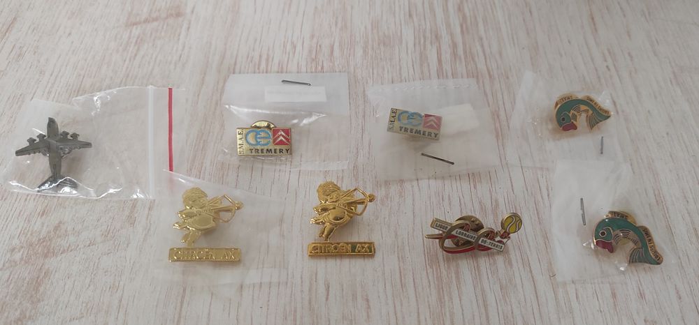 PIN'S PSA (10 � le lot de 8) 10 Metz (57)
