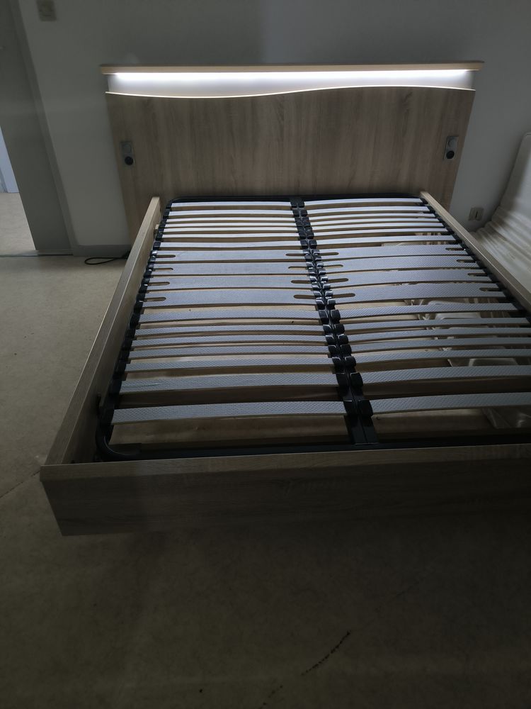 Lit 140*190 550 Sainte-Sigol�ne (43)