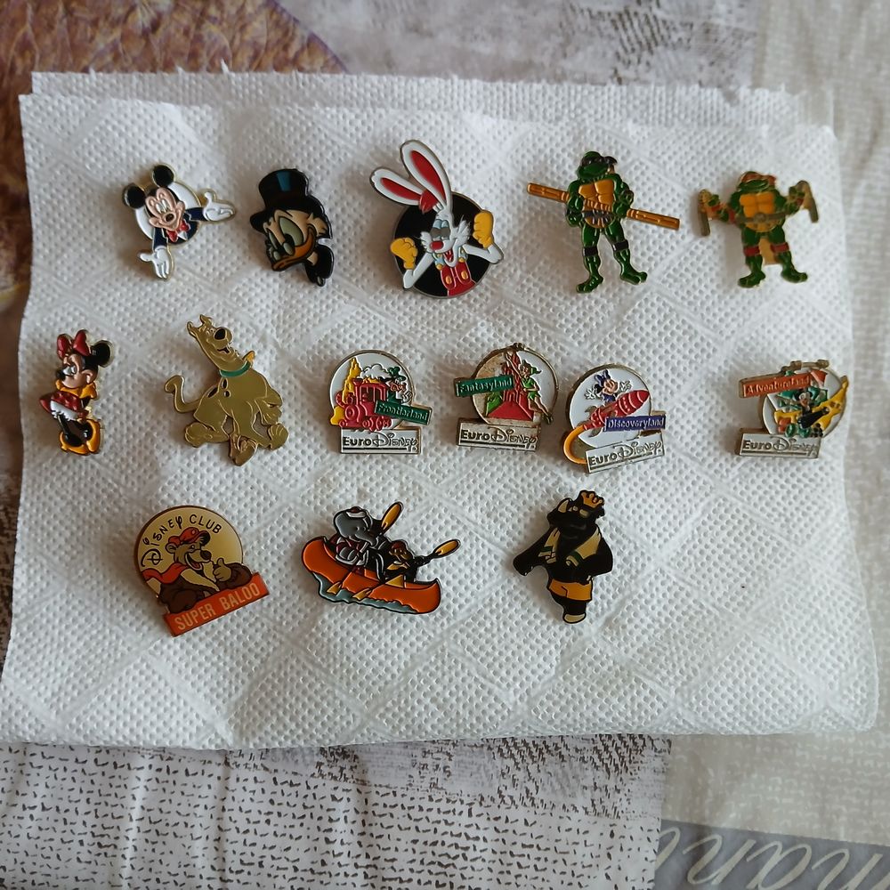 PIN'S 25 La Rochelle (17)