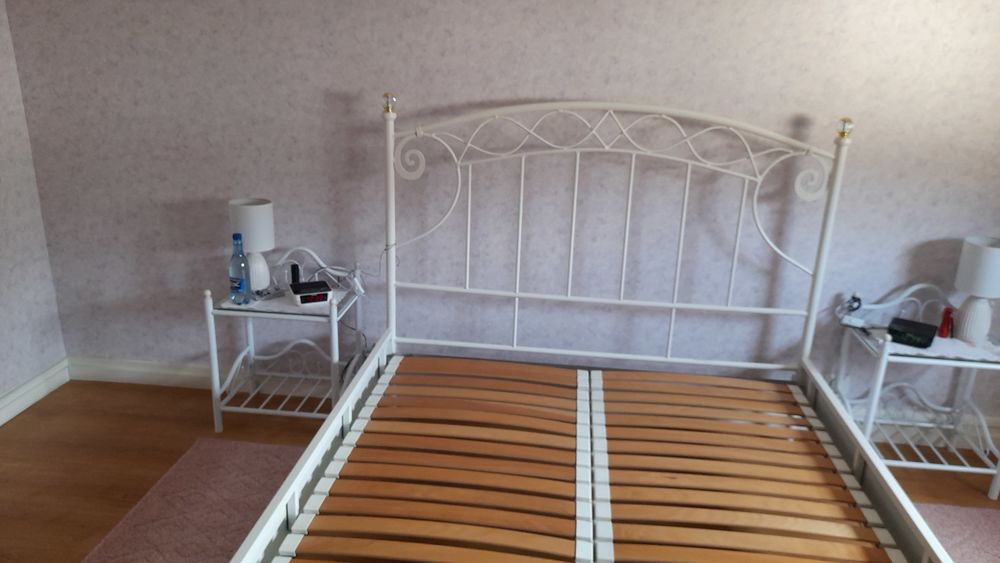 Lit 100 �meringes (69)