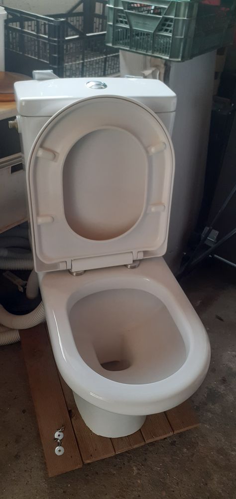 WC 30 Pouilly-les-Nonains (42)