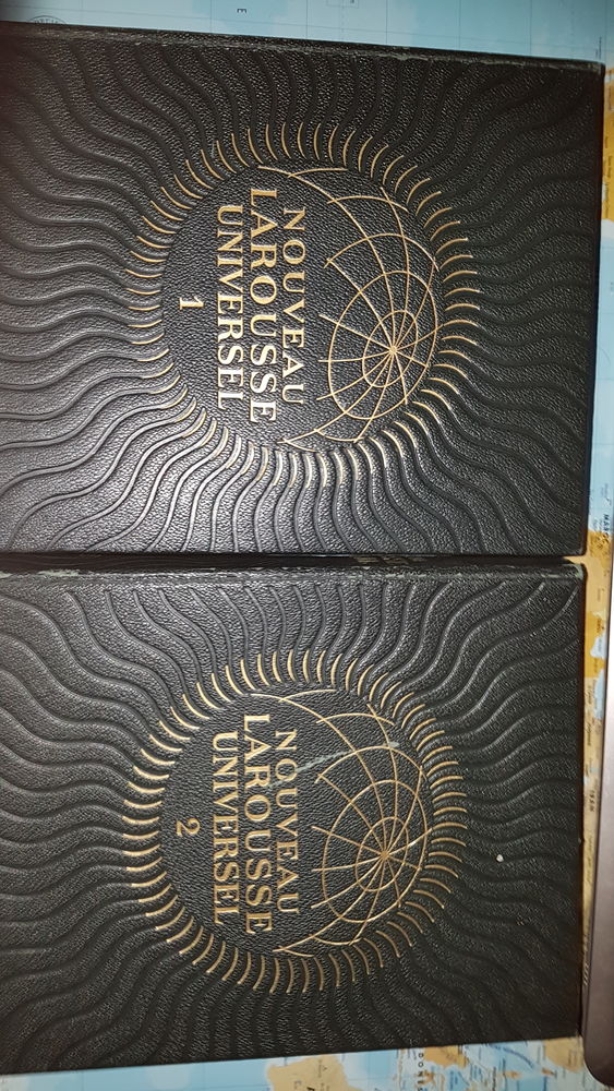 Nouveau Larousse Universel 30 Le Chesnay (78)