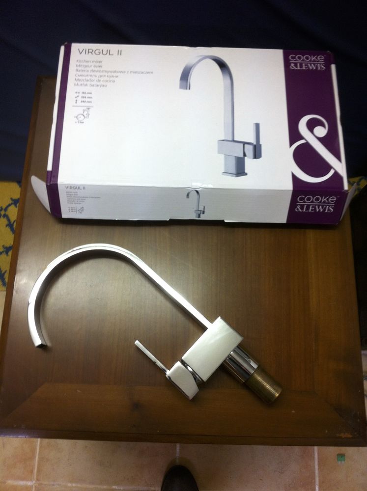 ROBINET MITIGEUR COL DE SIGNE Neuf
100 La Celle-Saint-Cloud (78)