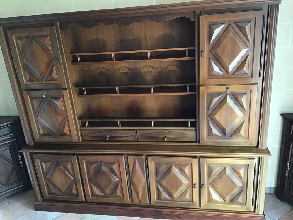 SALLE � MANGER compl�te
2200 Moreuil (80)