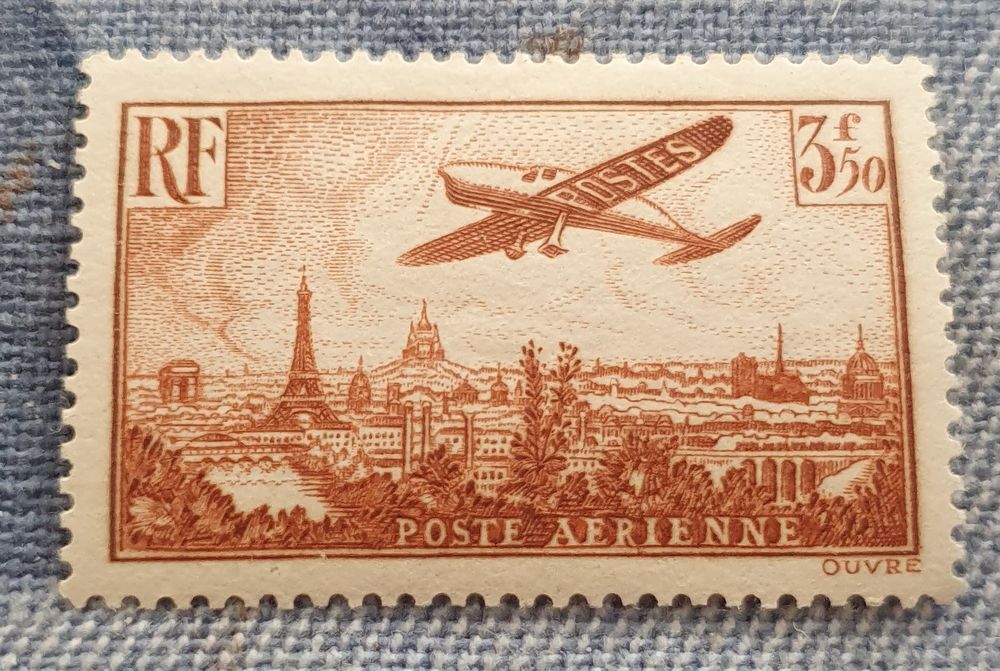 PA13 Timbre avec charni�re moyen � 6% c�te 5 Jou�-l�s-Tours (37)