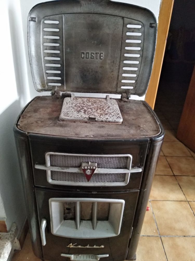 Po�le � Bois ancien � retirer � Coursan. 0 Coursan (11)