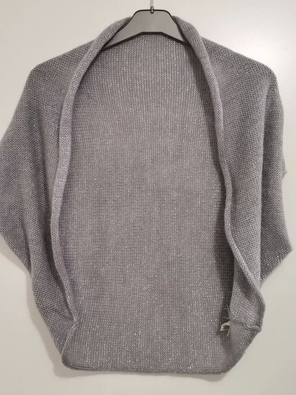 Bol�ro gris scintillant femme H&M taille unique 5 Paris 18 (75)