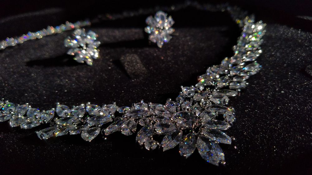 PARURE plaqu� PLATINE zirconium imitation diamant NEUF 155 Serris (77)