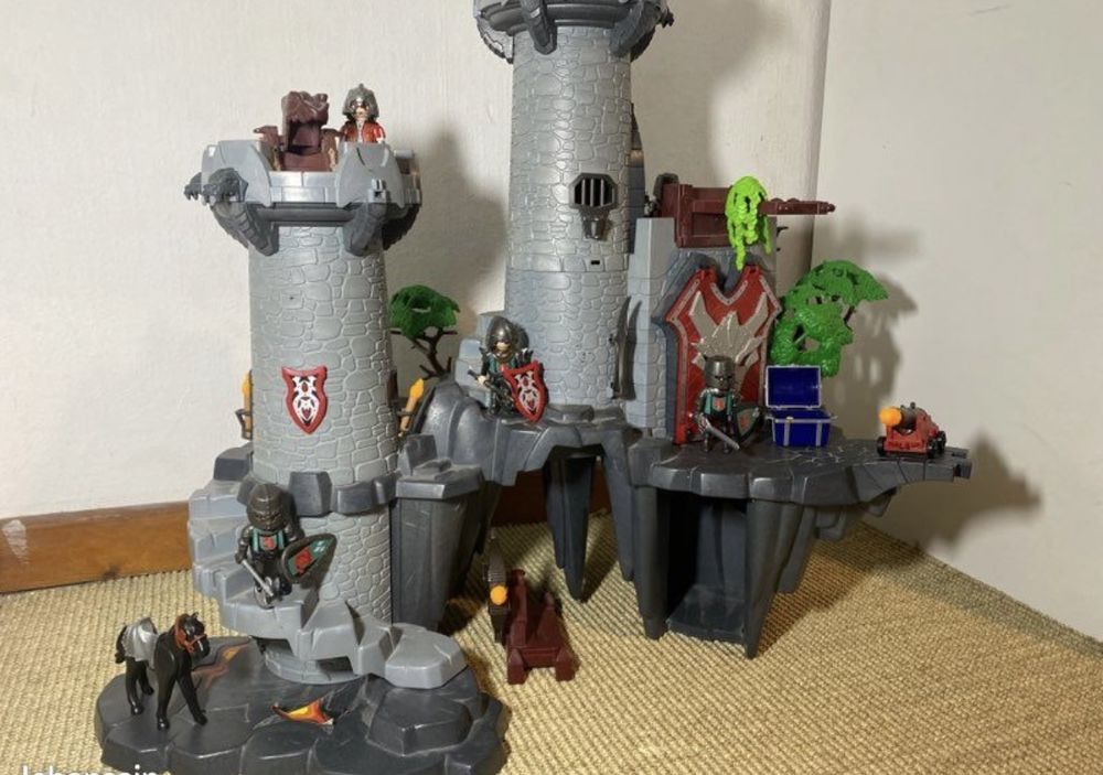 Chateau Playmobil 50 Roquefort-les-Pins (06)