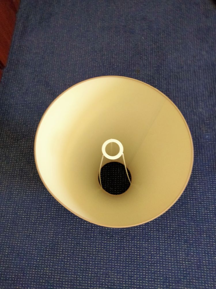 Abat-jour conique 0 Montigny-l�s-Cormeilles (95)